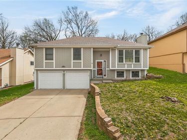 4115 N Troost Avenue, Kansas City, MO 64116