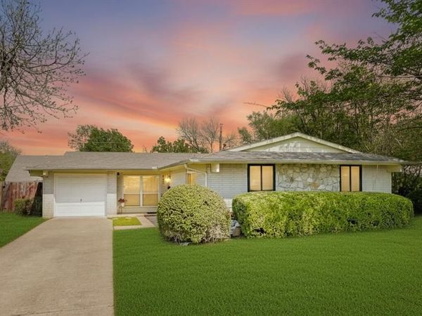 832 Greenhaven Drive, Richardson, TX 75080