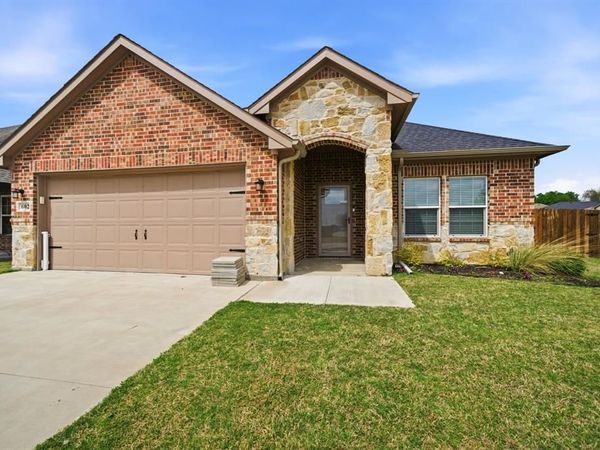 602 Moseley Lane , Greenville, TX 75402