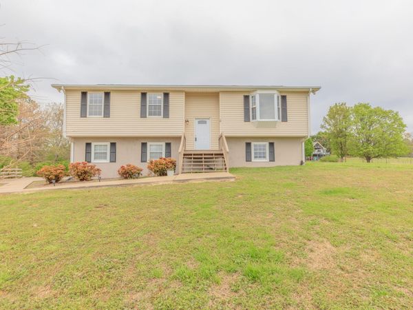 1306 Mcintire Road, Rock Spring, GA 30739