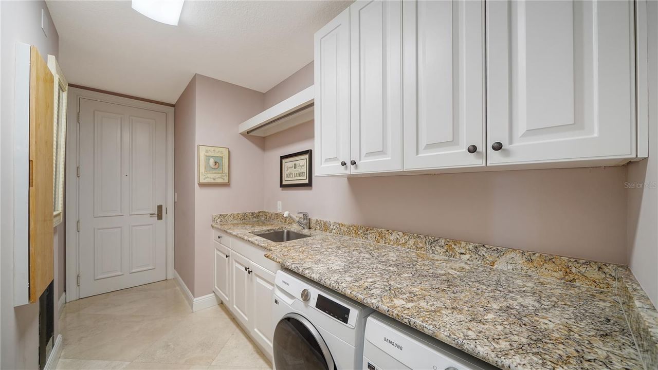 1300 Benjamin Franklin Drive, Unit 701, Sarasota, FL 34236 Photo