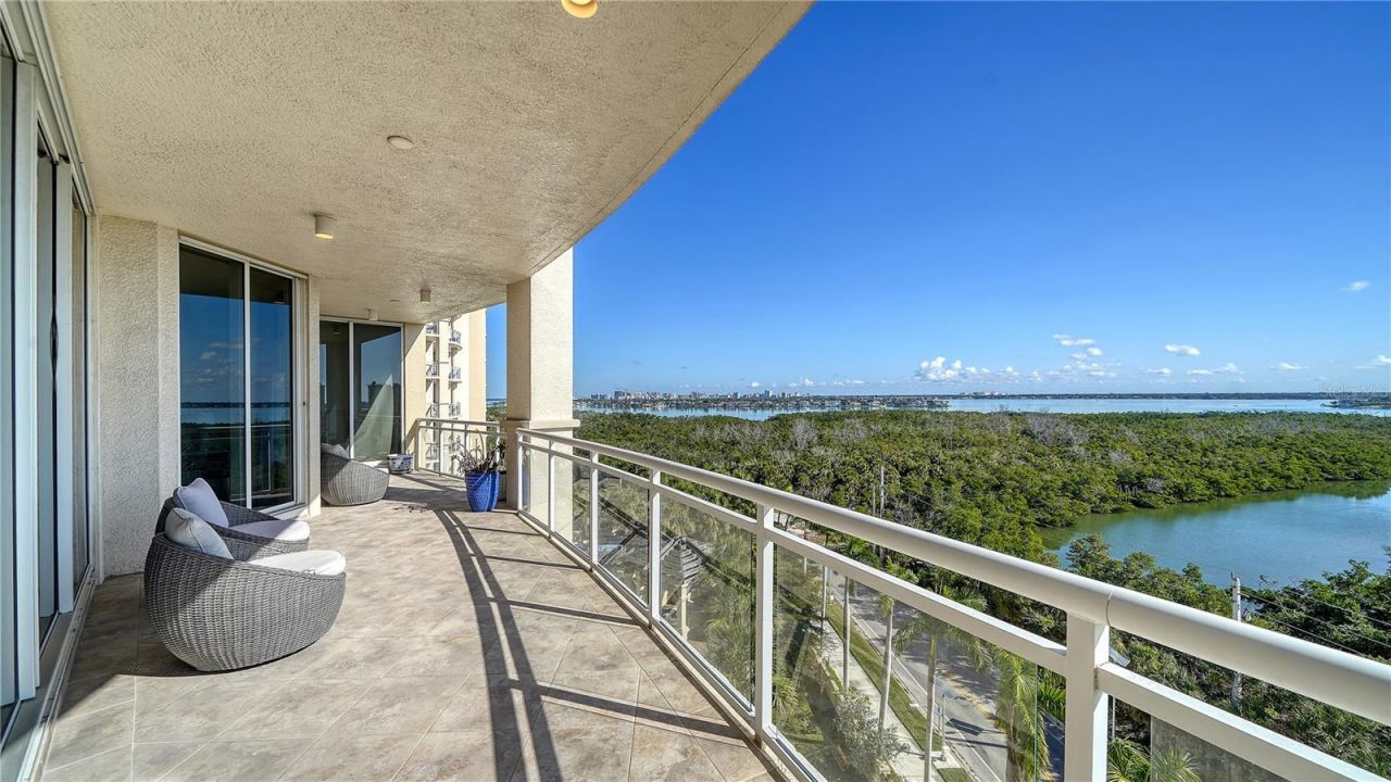 1300 Benjamin Franklin Drive, Unit 701, Sarasota, FL 34236 Photo