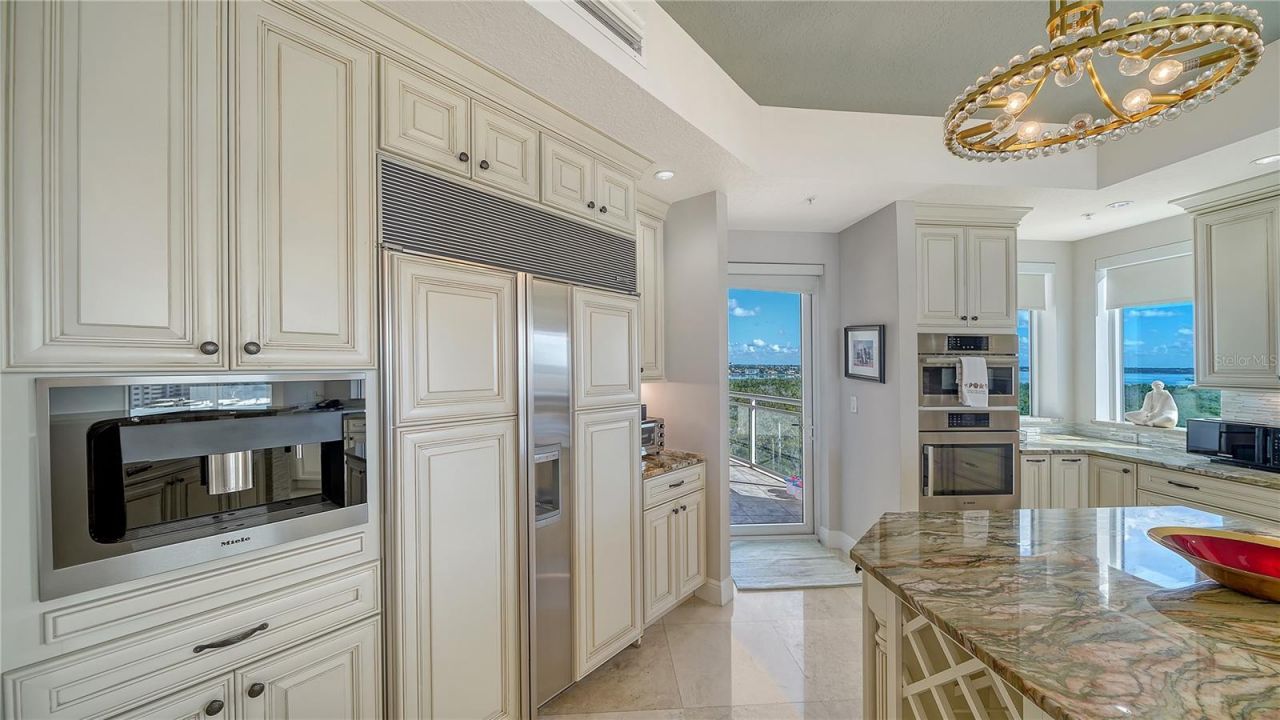 1300 Benjamin Franklin Drive, Unit 701, Sarasota, FL 34236 Photo