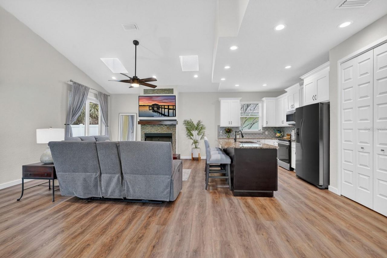 141 Capri Drive, Ormond Beach, FL 32176 Photo