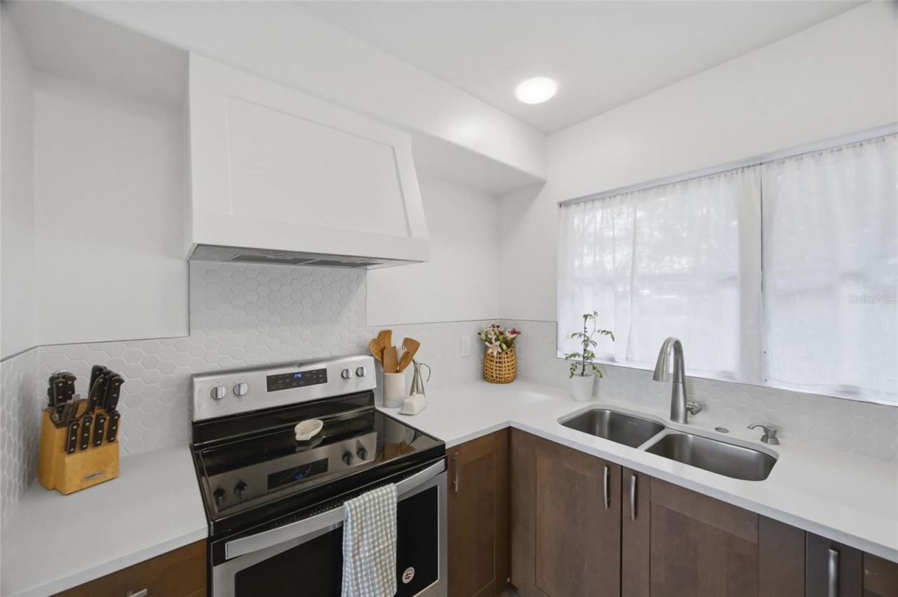 615 Fontana Lane , Bradenton, FL 34209 Photo