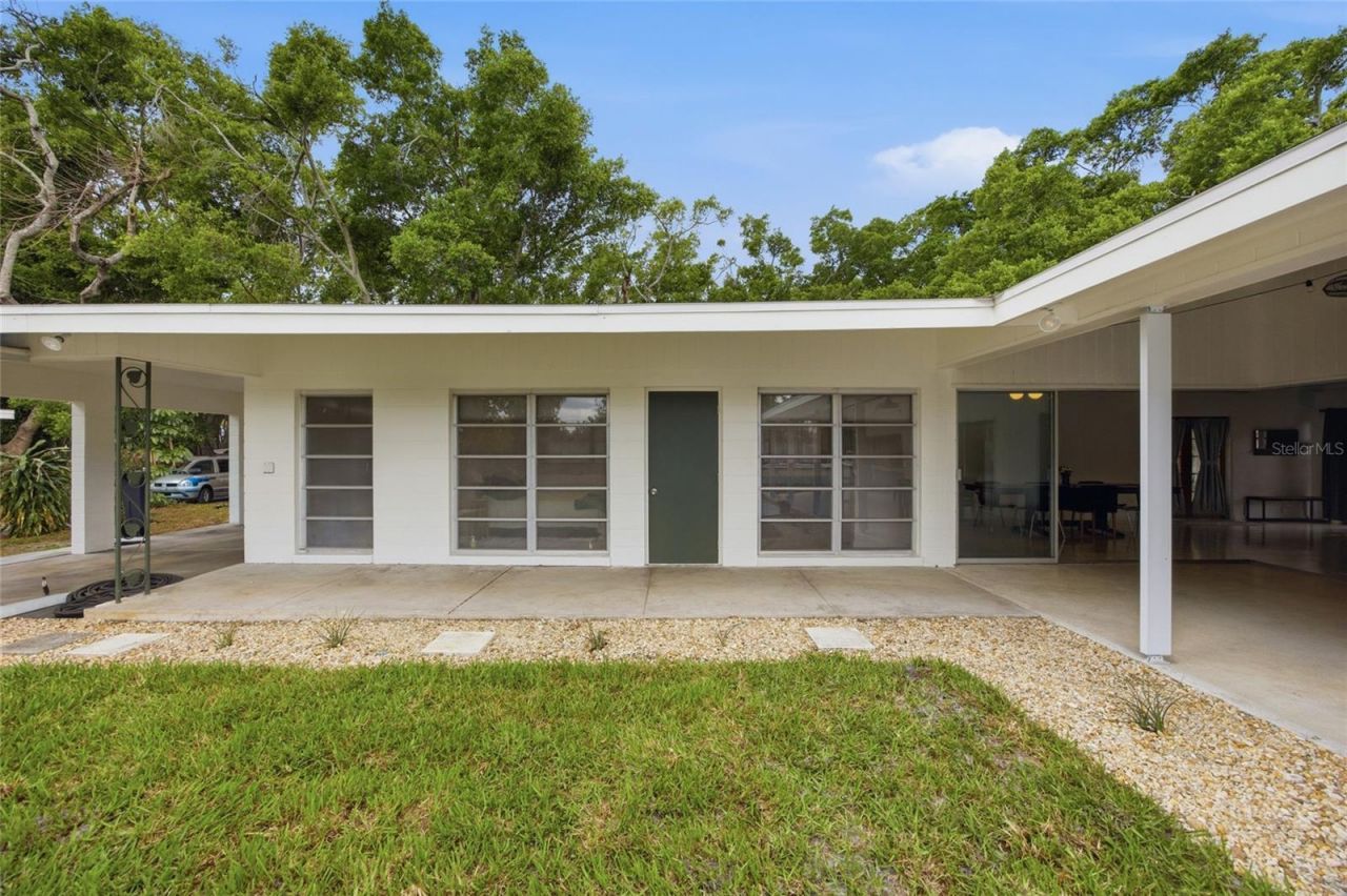 615 Fontana Lane, Bradenton, FL 34209 Photo