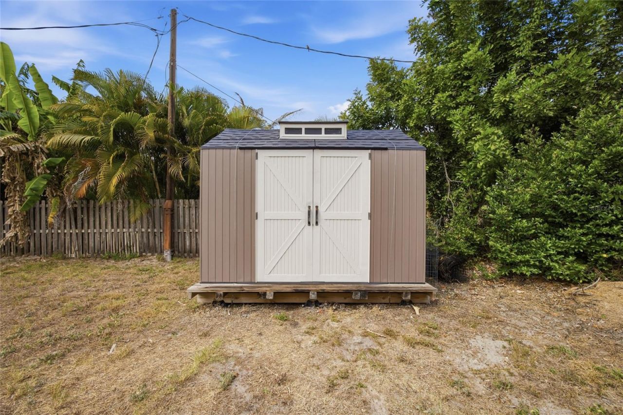 615 Fontana Lane, Bradenton, FL 34209 Photo