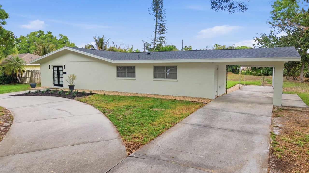 615 Fontana Lane, Bradenton, FL 34209 Photo