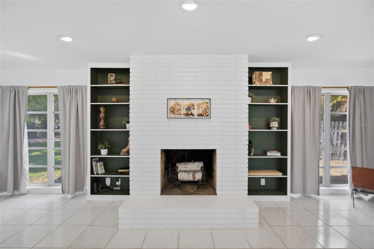 615 Fontana Lane, Bradenton, FL 34209 Photo