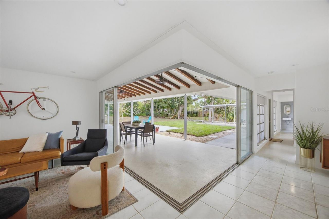 615 Fontana Lane, Bradenton, FL 34209 Photo