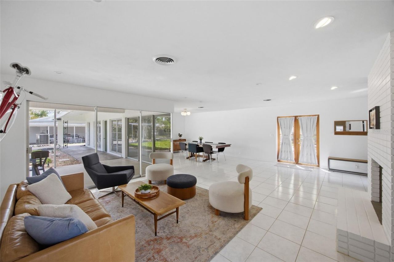 615 Fontana Lane , Bradenton, FL 34209 Photo