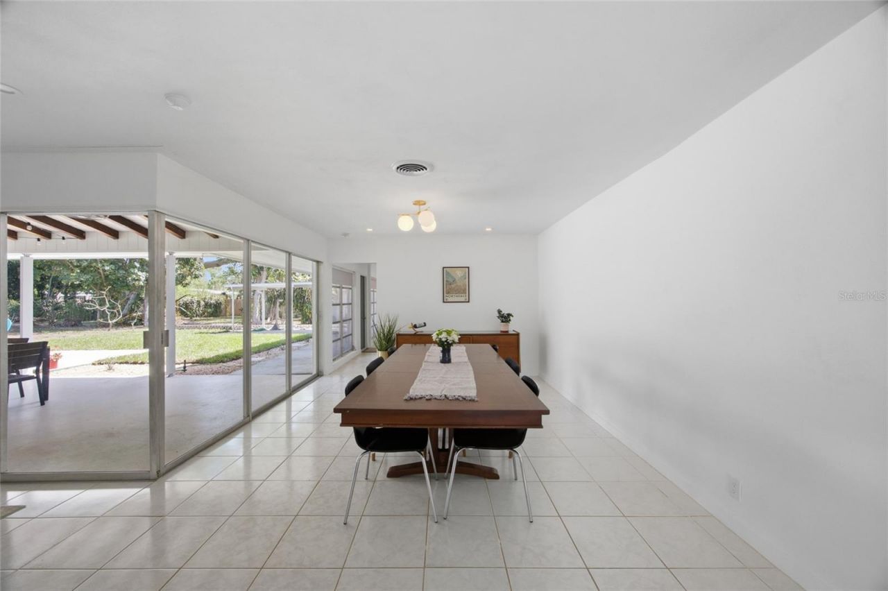 615 Fontana Lane, Bradenton, FL 34209 Photo