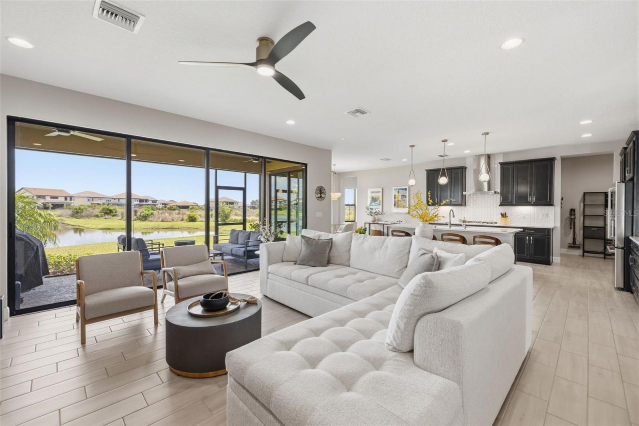 8310 Carrhill Place, Parrish, FL 34219 Photo