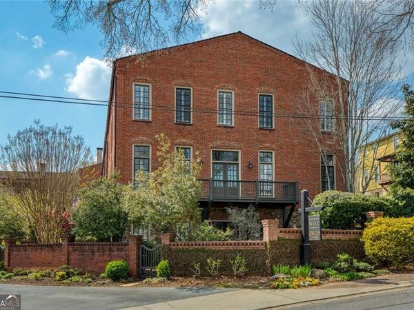 100 Founders Mill Court, Roswell, GA 30075