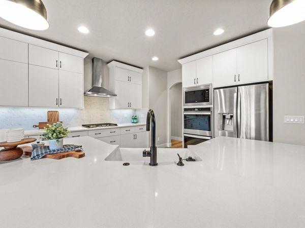 1005 E Trophy St, Kuna, ID 83634