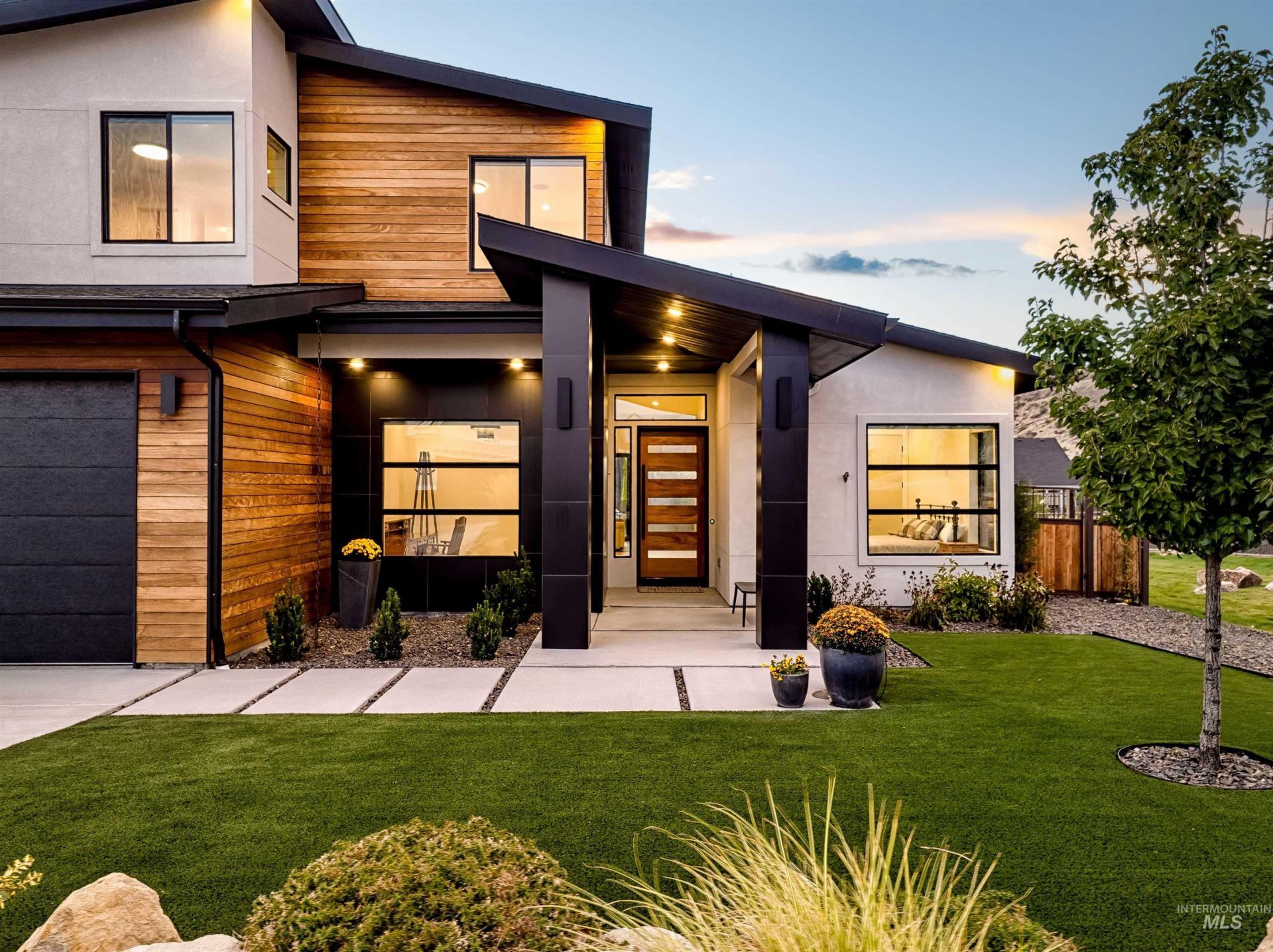 1903 S Meteor Way, Boise, ID 83712 Main Photo