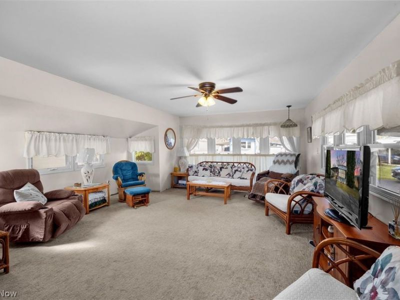 1623 NE Catawba Road , Unit 160, Port Clinton, OH 43452 Photo 6