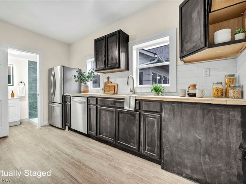 2160 Fulton Road, Cleveland, OH 44113 Photo 14