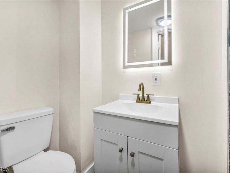 2160 Fulton Road, Cleveland, OH 44113 Photo 21