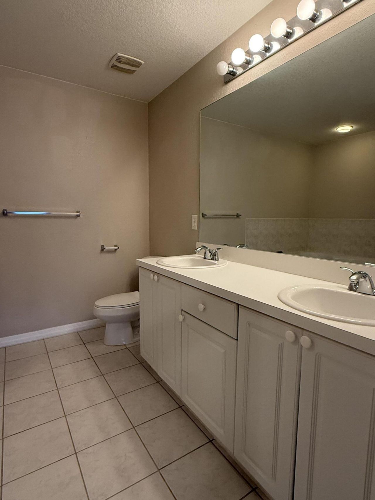 1739 N Dovetail Drive, Fort Pierce, FL 34982 Photo