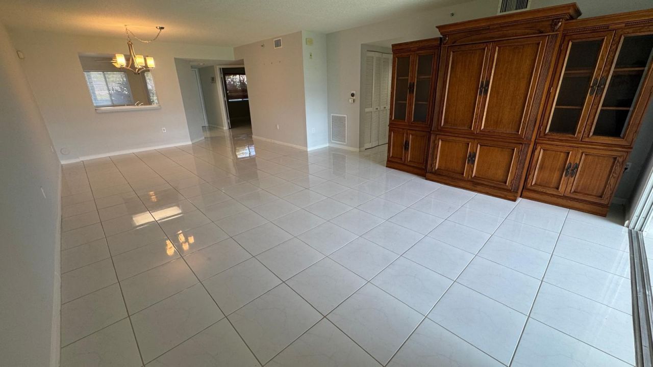 5876 Regal Glen Drive, Unit 108, Boynton Beach, FL 33437 Photo