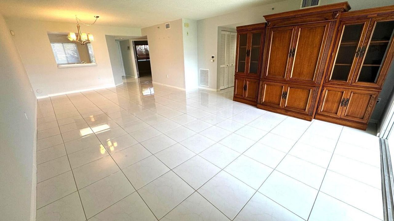 5876 Regal Glen Drive, Unit 108, Boynton Beach, FL 33437 Photo