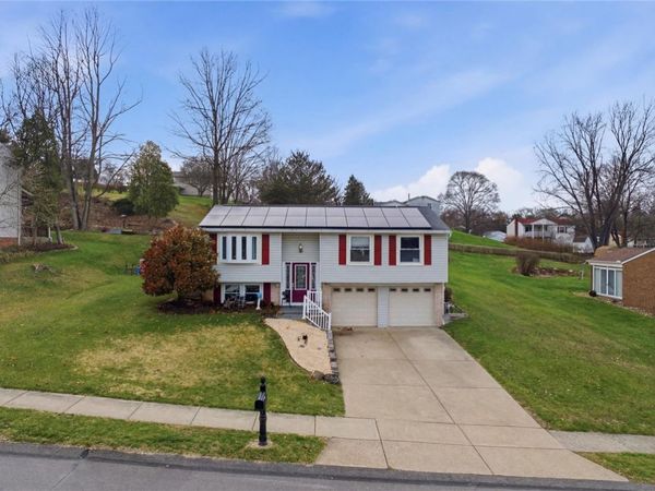 147 Cranbrooke , Coraopolis, PA 15108