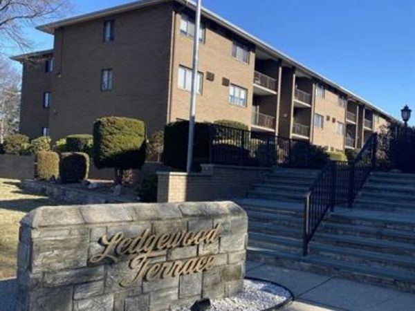 464B Liberty Street 208, LITTLE FERRY, NJ 07643