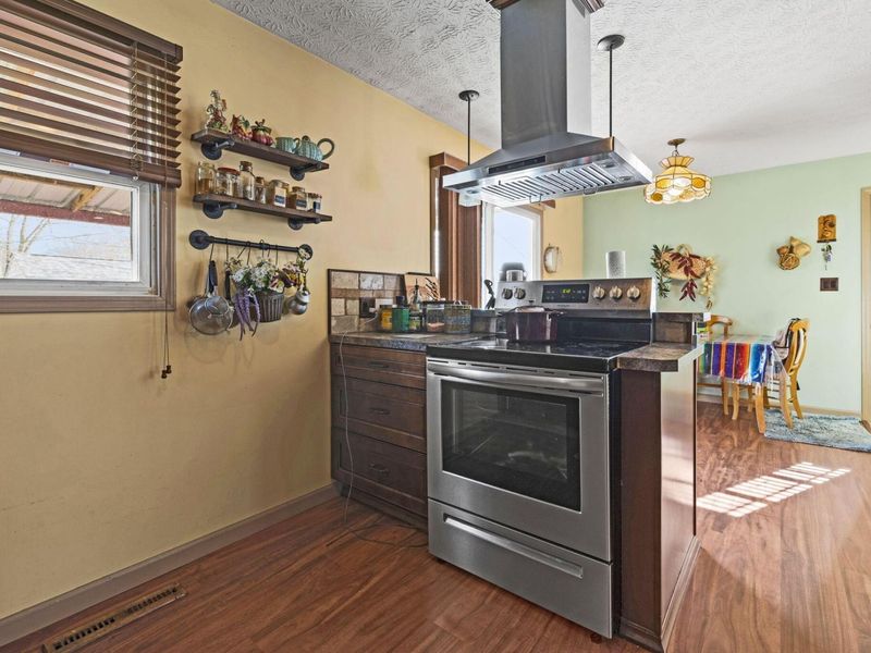 4933 Travers Court, Hilliard, OH 43026 Photo 12