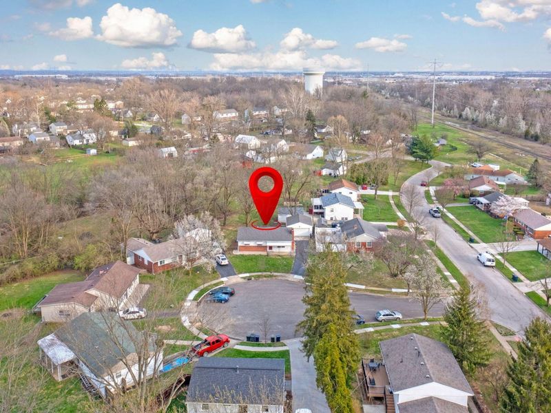 4933 Travers Court, Hilliard, OH 43026 Photo 2