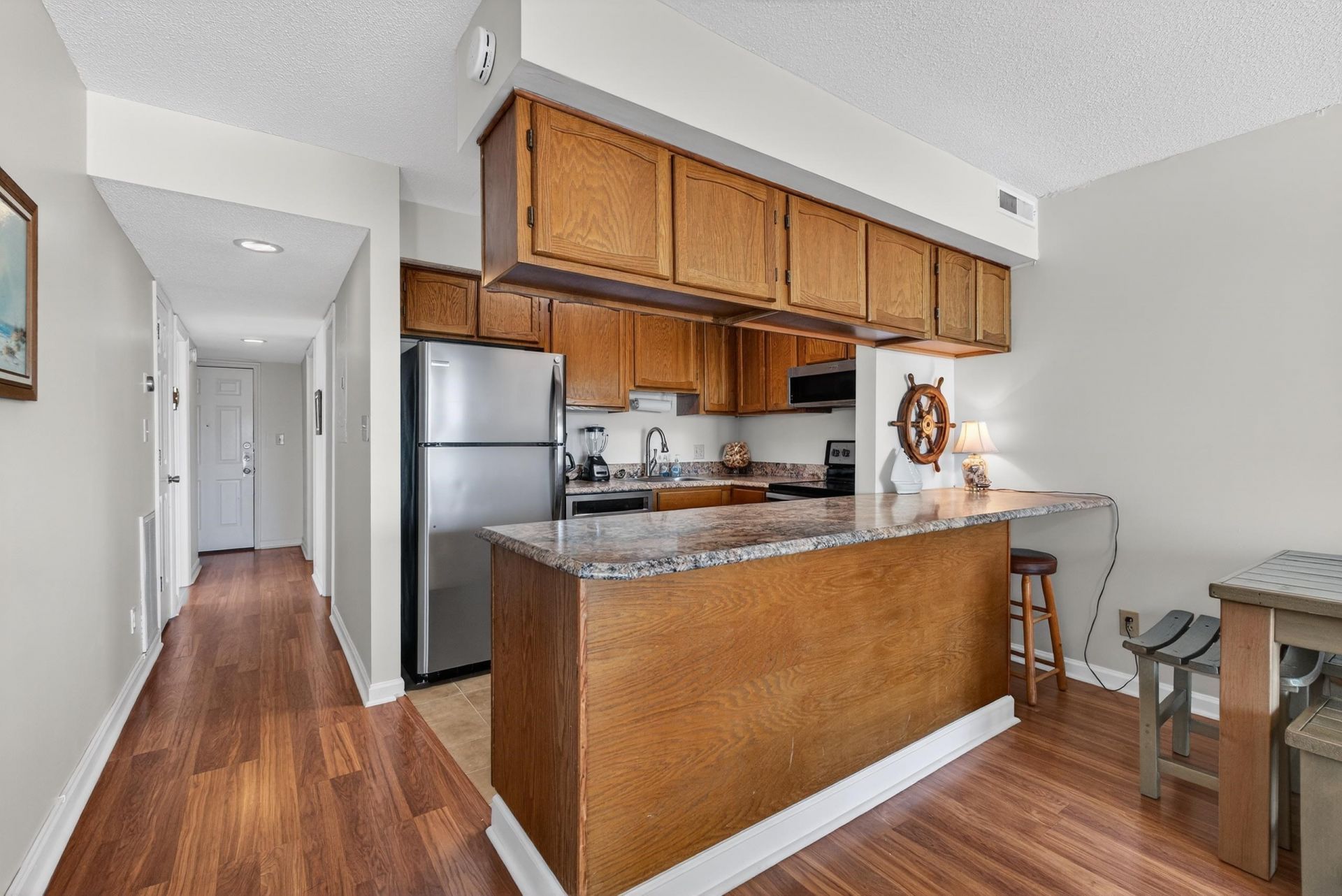 301 N Waccamaw Dr. Photo 8