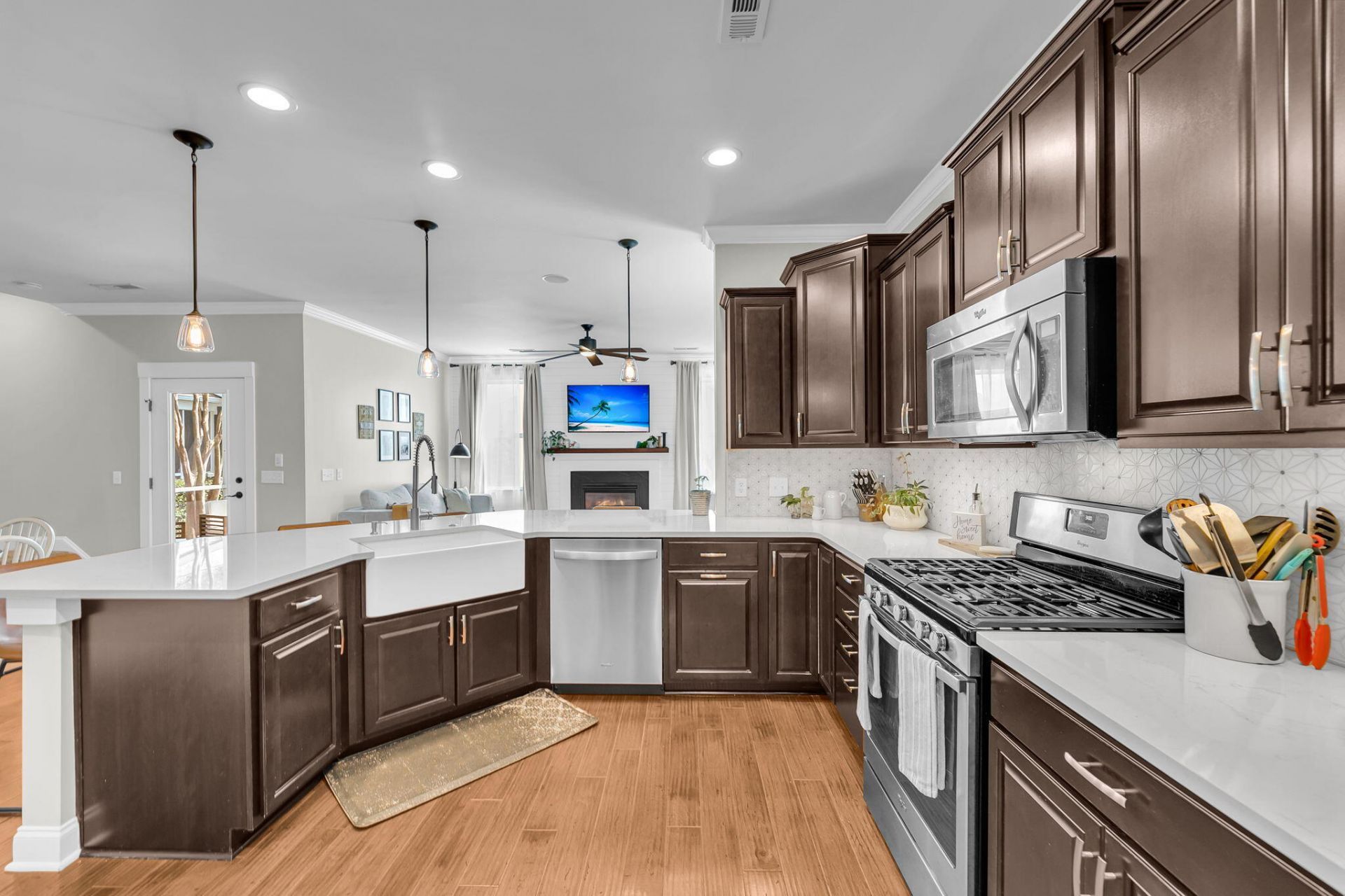 3005 Amberbrook Lane Photo 16