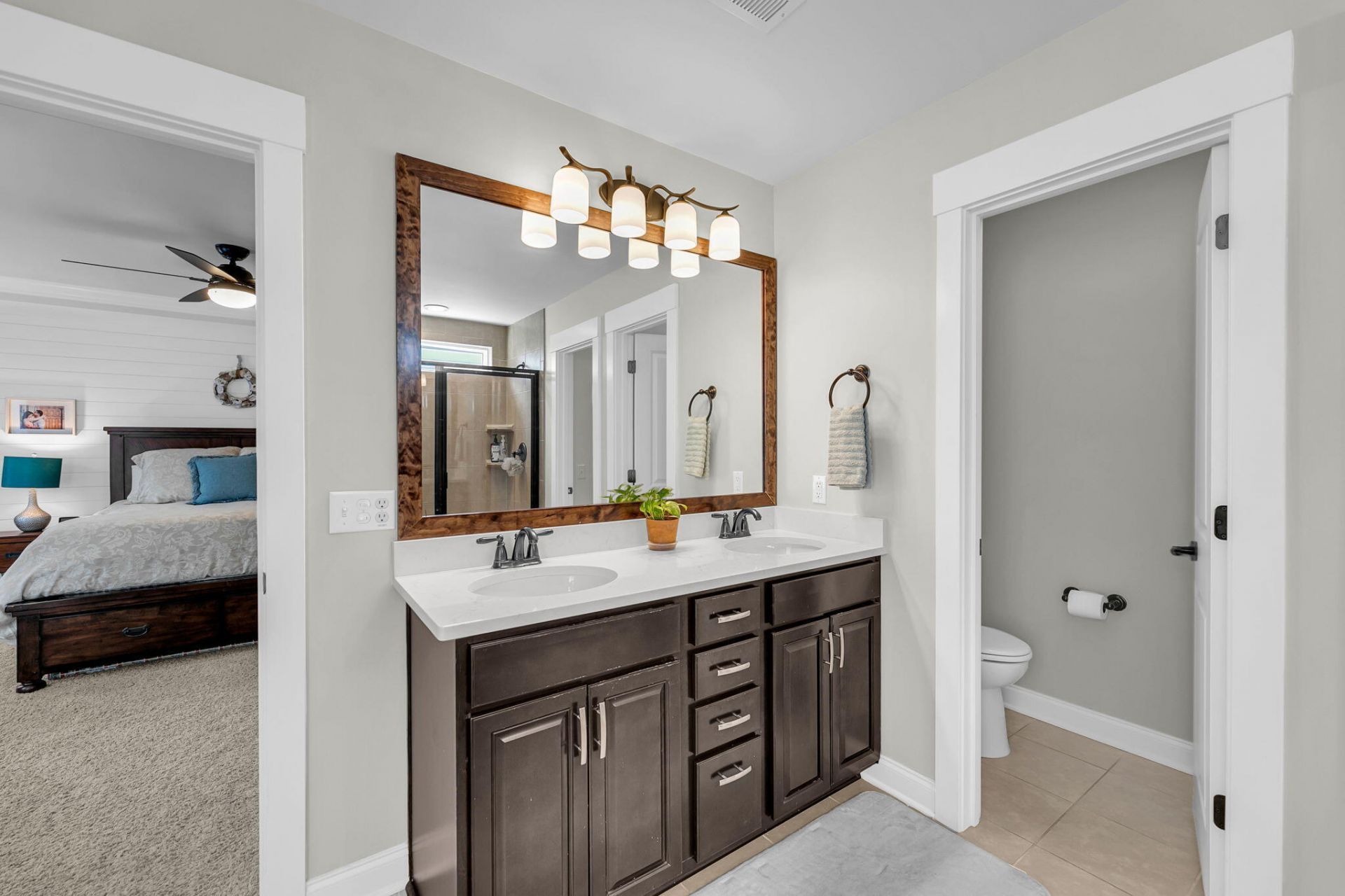 3005 Amberbrook Lane Photo 30