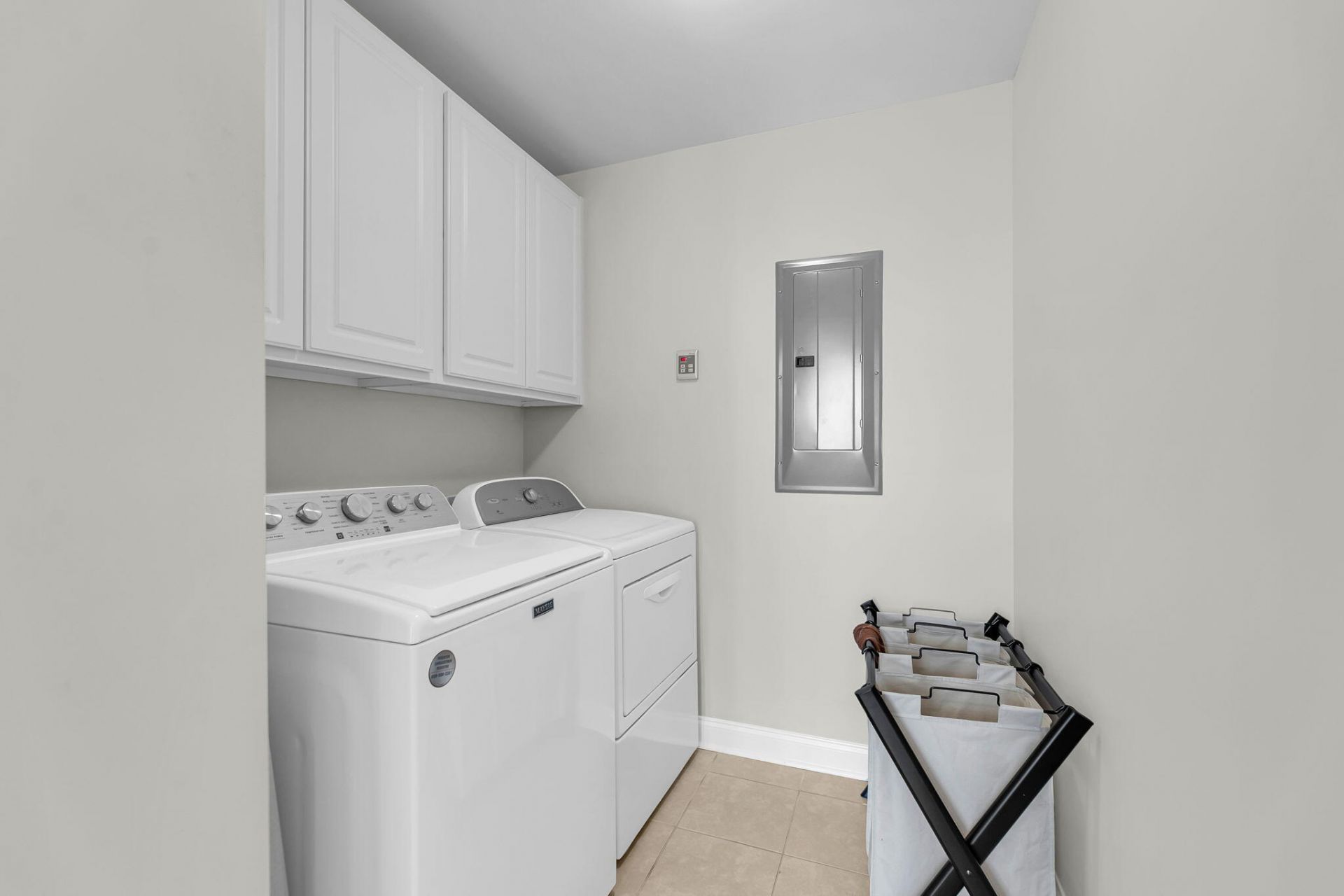 3005 Amberbrook Lane Photo 34