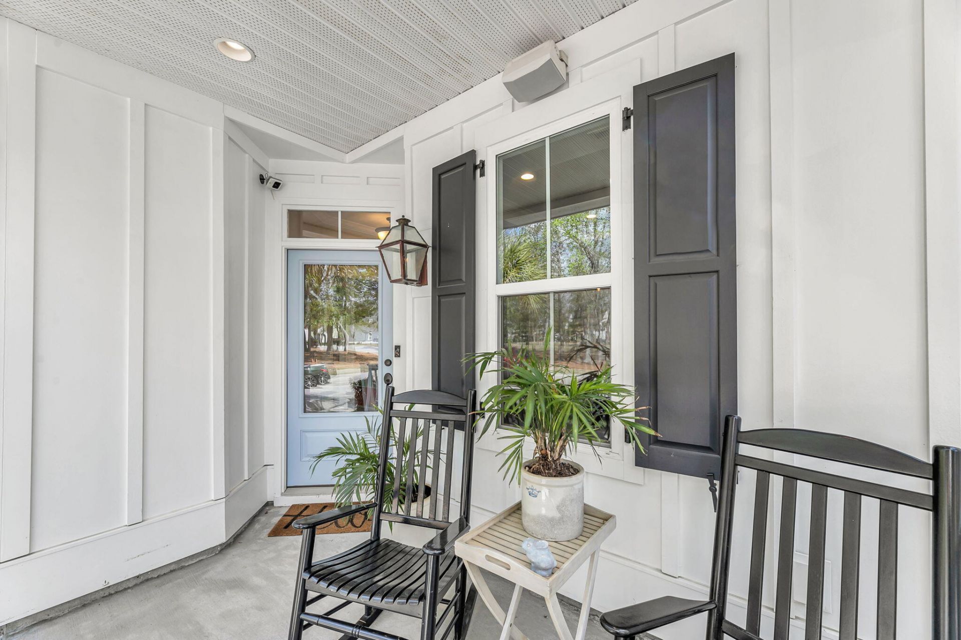 3005 Amberbrook Lane Photo 4