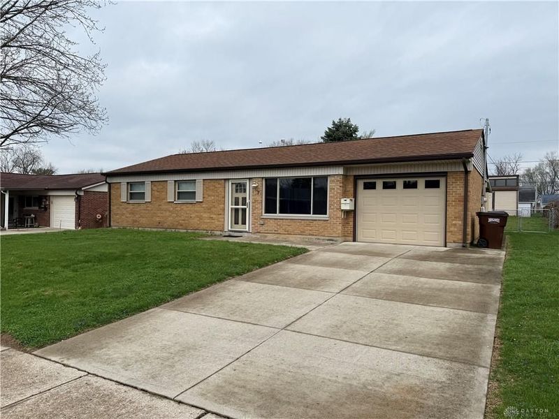 87 Brent Drive, Fairborn, OH 45324 Photo 2