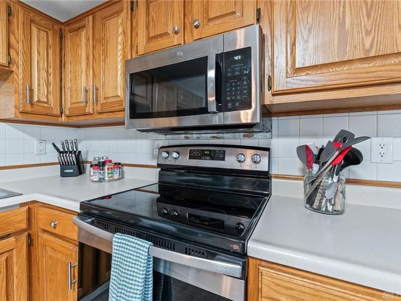 7039 Monte Carlo Drive, Englewood, OH 45322 Photo 16