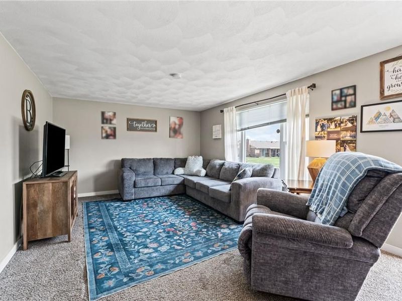 7039 Monte Carlo Drive, Englewood, OH 45322 Photo 3