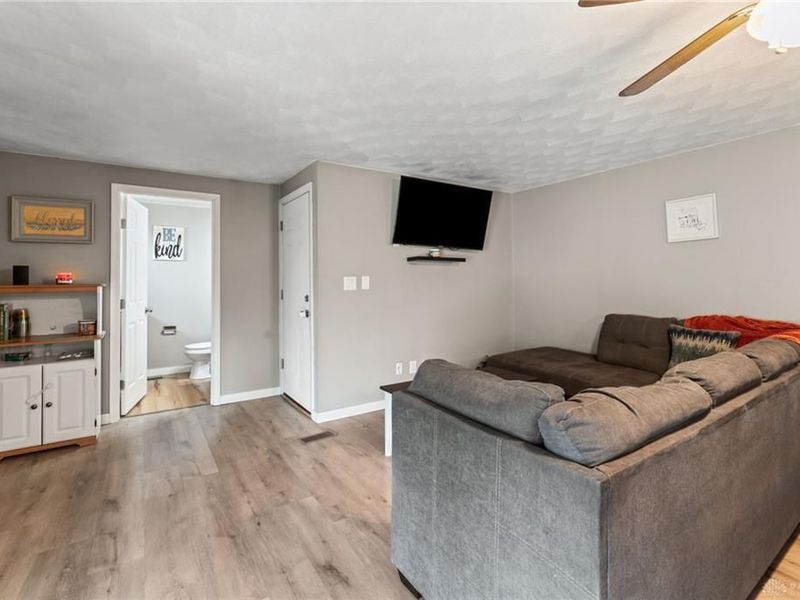 7039 Monte Carlo Drive, Englewood, OH 45322 Photo 9