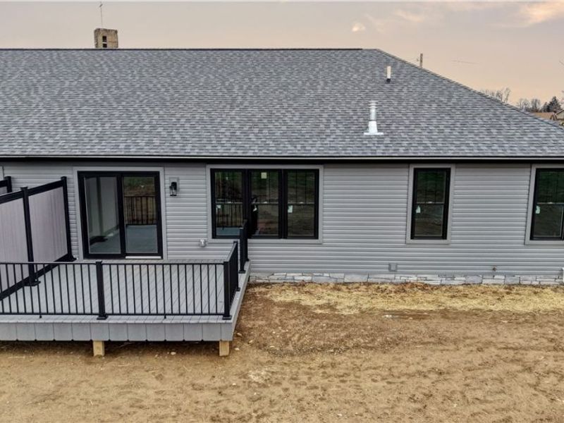 763 Fernsell, Strasburg, OH 44680 Photo 16