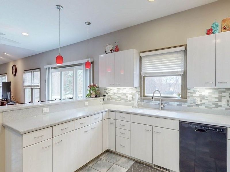 1044 Ledgebrook Drive, Tallmadge, OH 44278 Photo 15