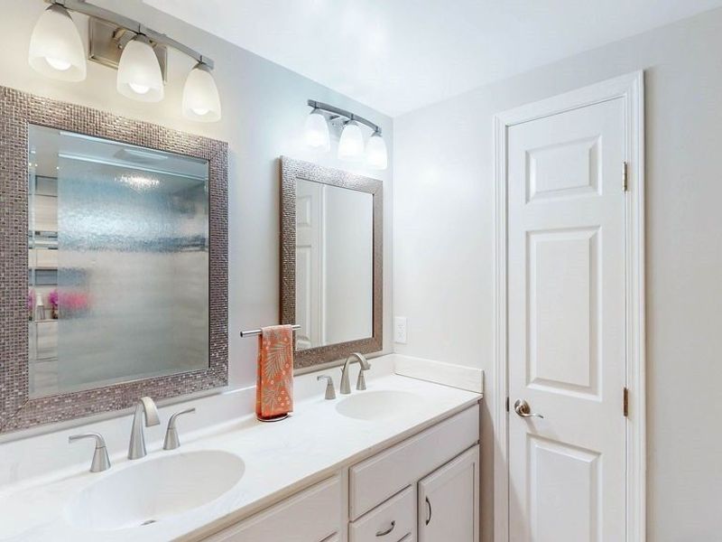 1044 Ledgebrook Drive, Tallmadge, OH 44278 Photo 39