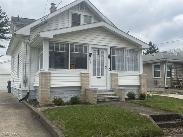 250 29th Street NW, Barberton, OH 44203