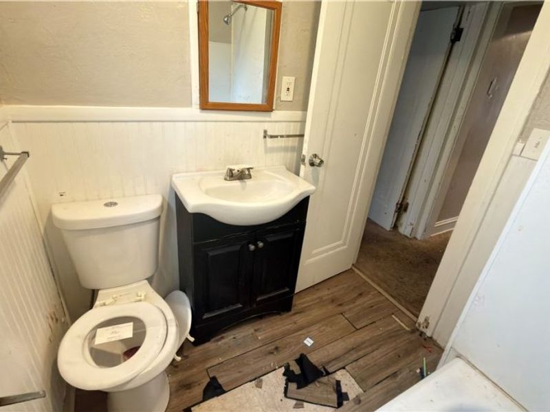 3423 E 137th Street, Cleveland, OH 44120 Photo 13