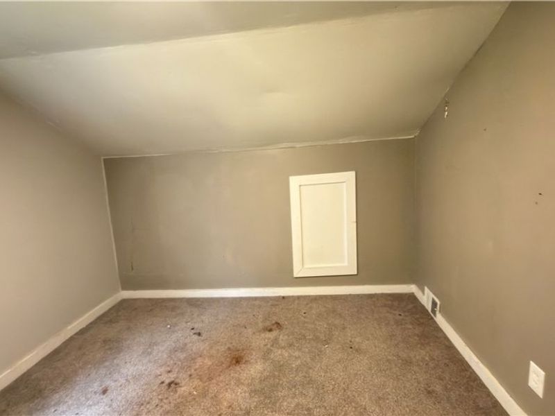 3423 E 137th Street, Cleveland, OH 44120 Photo 15