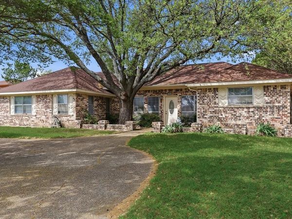 604 S Briarcrest Drive, Richardson, TX 75081