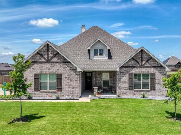 119 Oak View Drive, Godley, TX 76044