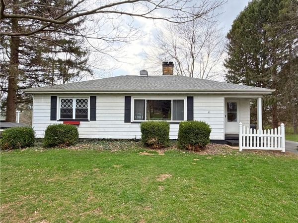 209 Cranberry Road , Grove City, PA 16127