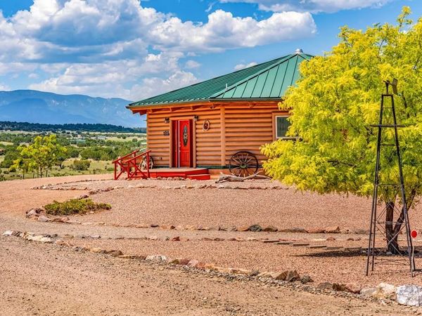 1747 Newton Rd, Pueblo, CO 81005