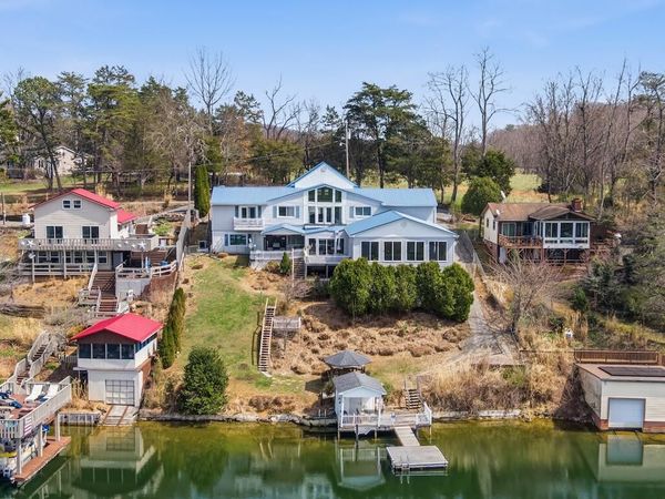 4983 Blue Sky LN , Dublin, VA 24084